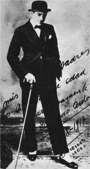 Eduardo Arolas 1917, Argentine Tango musician.