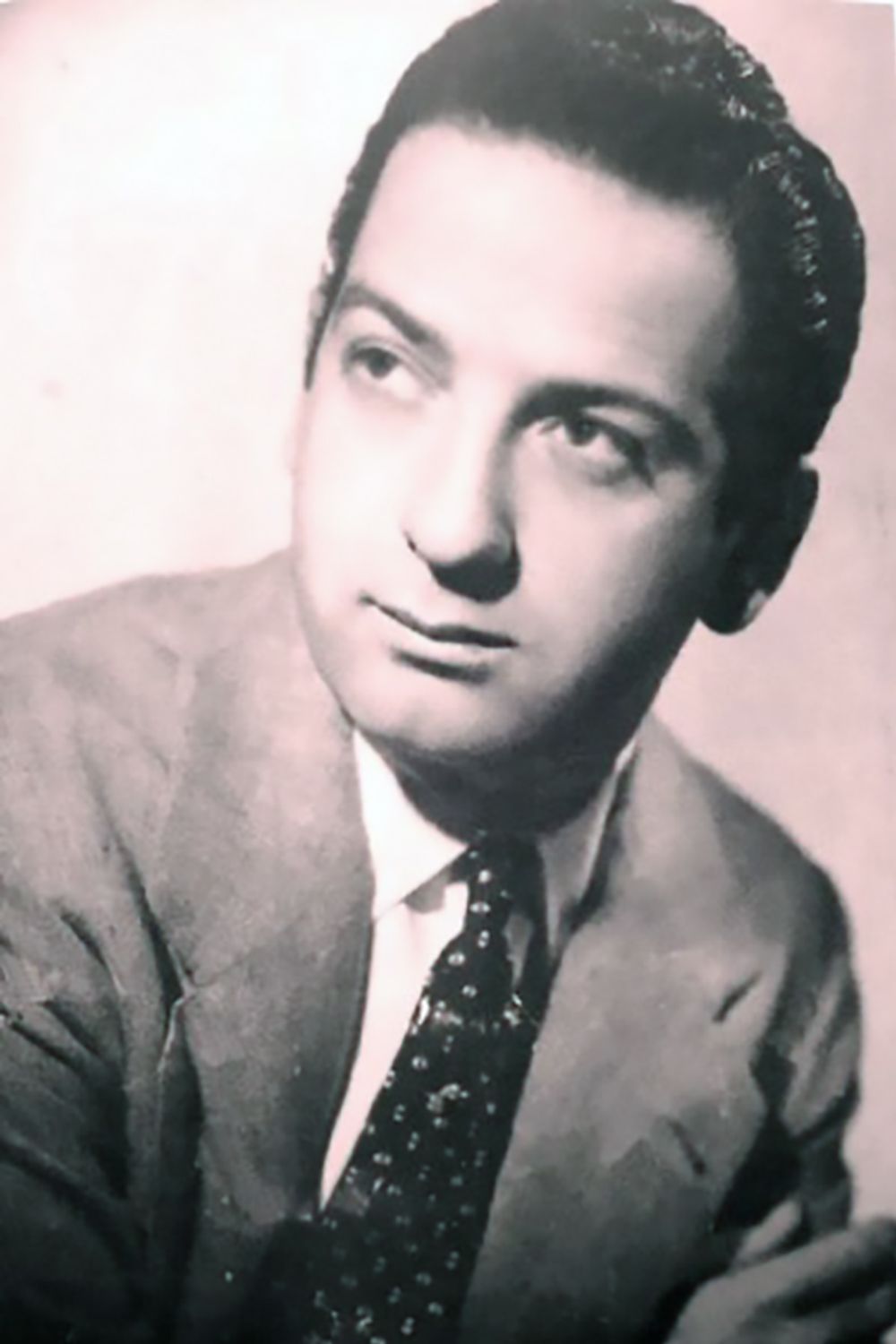 Floreal Ruiz, Argentine Tango singer.