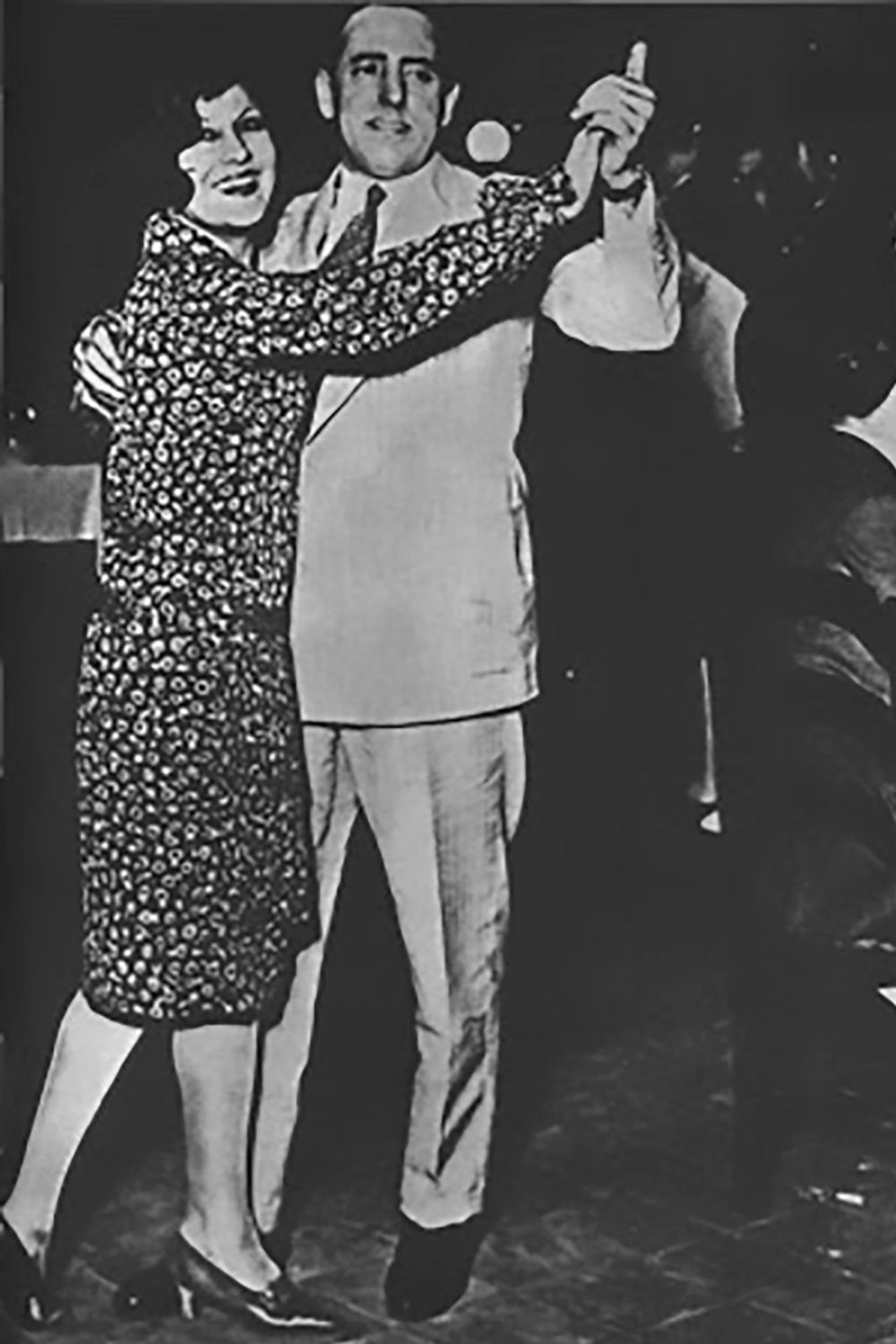 Manuel Romero bailando tango 1930.