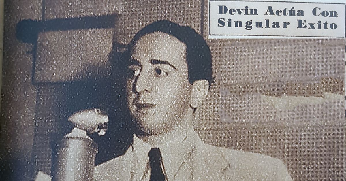 Santiago Devin, cantor de tango.