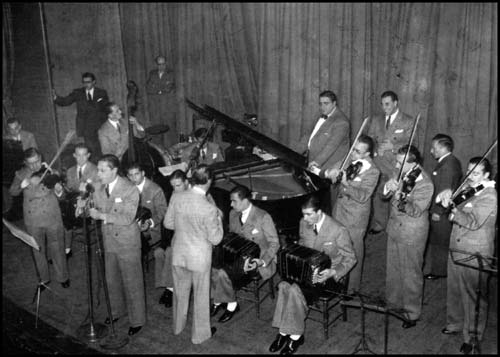 "Pensalo bien" por Juan D'Arienzo y su Orquesta Típica, canta Alberto Echagüe; 1938.