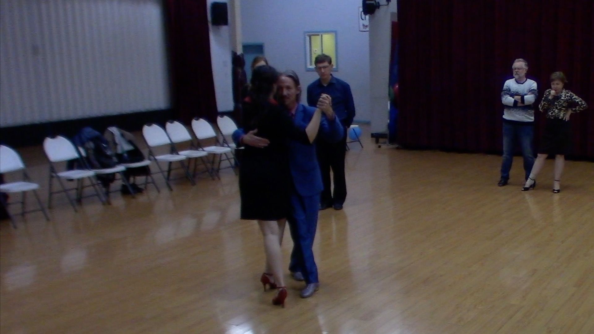 Argentine Tango beginner class with Mimi: slow in 2, 3 and 4