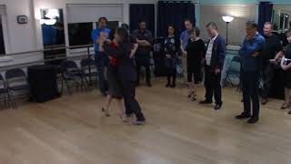 Argentine Tango beginner class with Miranda- musicality explanation