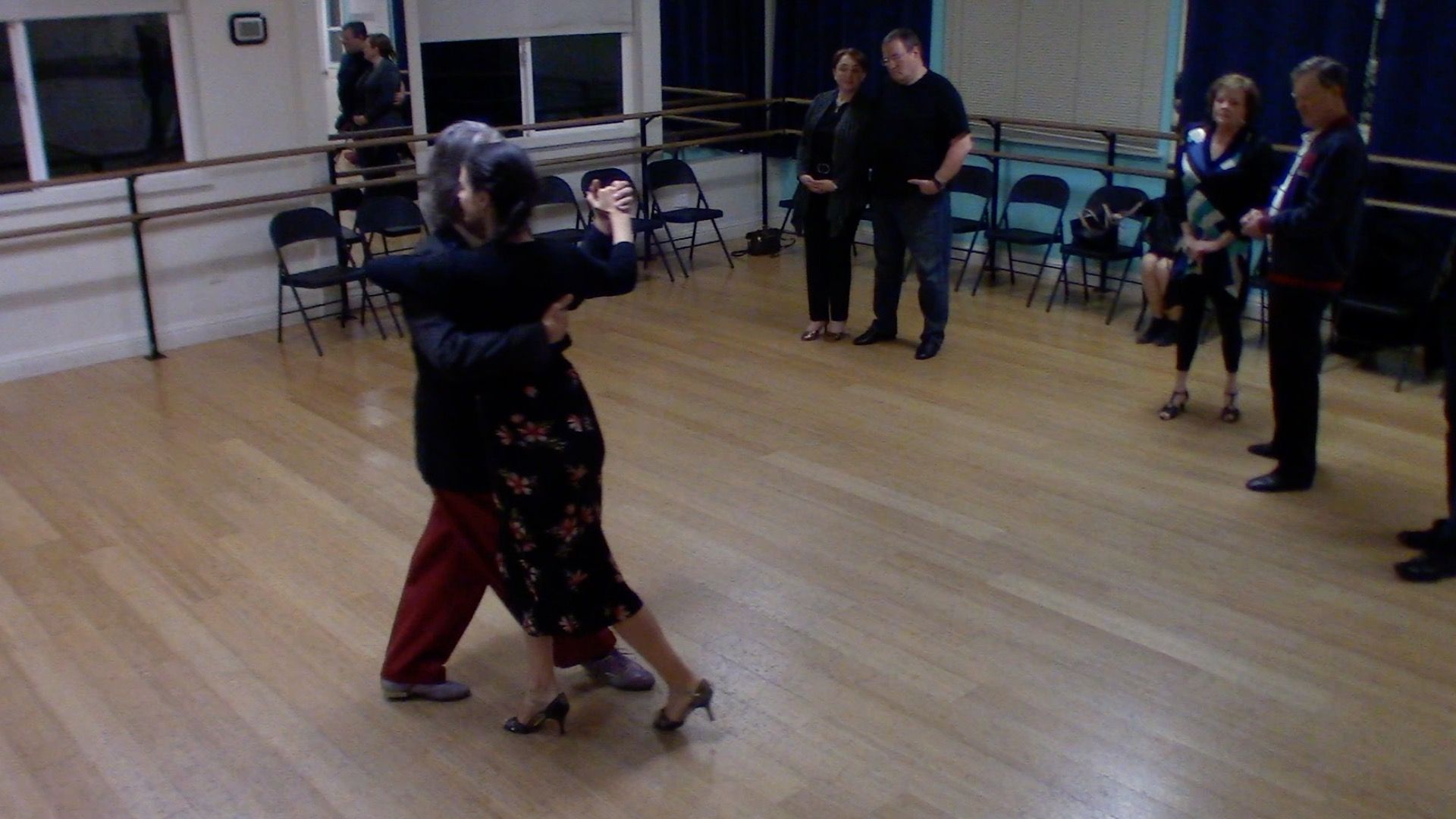Argentine Tango beginner class with Miranda: walking