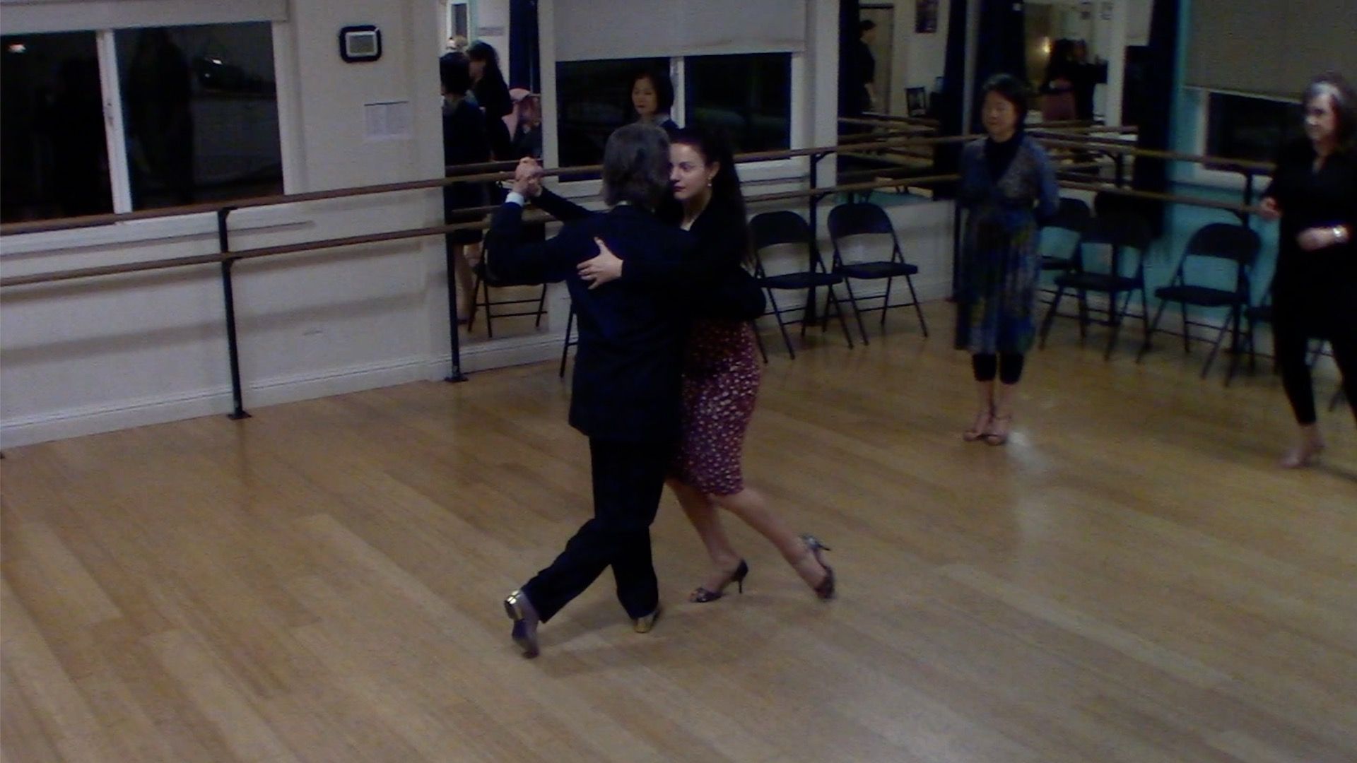 Argentine Tango intermediate class: reverse ocho (follower's technique)