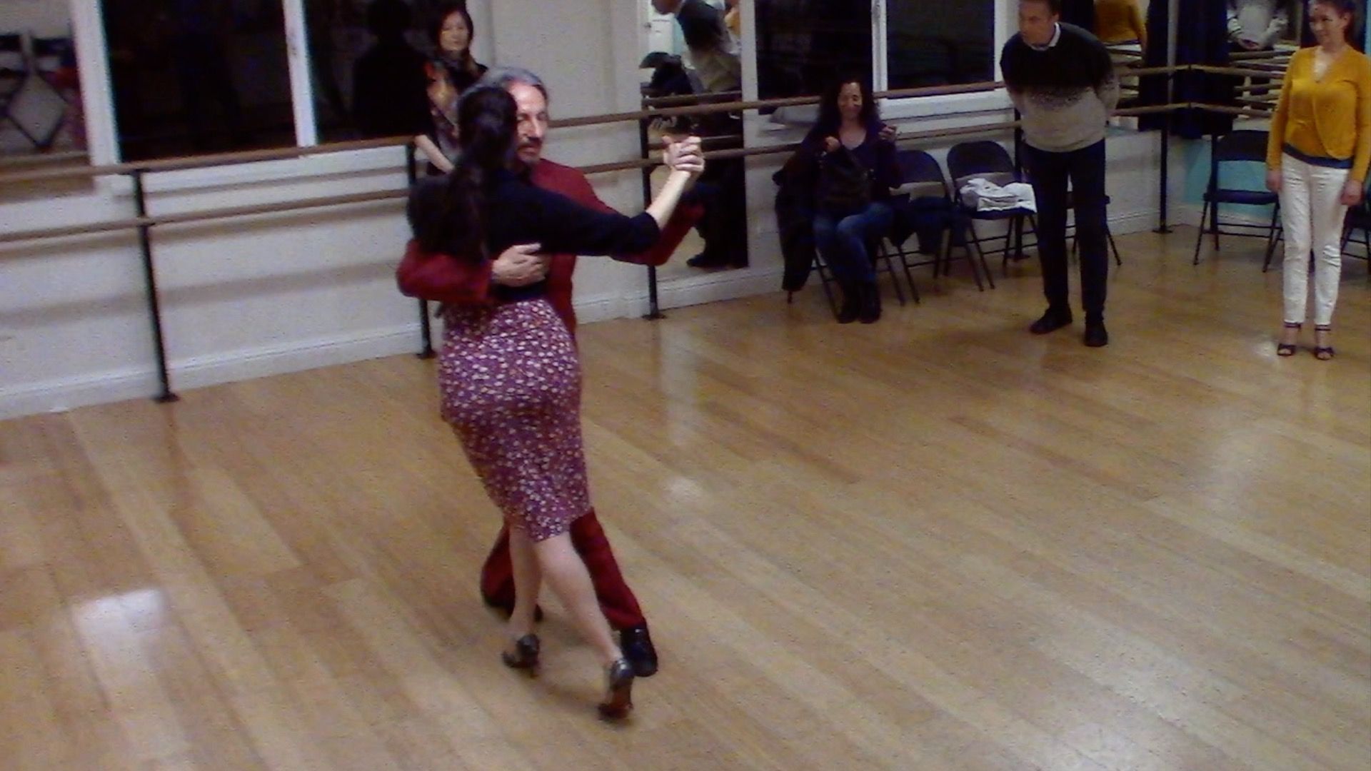 Argentine Tango intermediate class with Miranda: calecita (carousel)