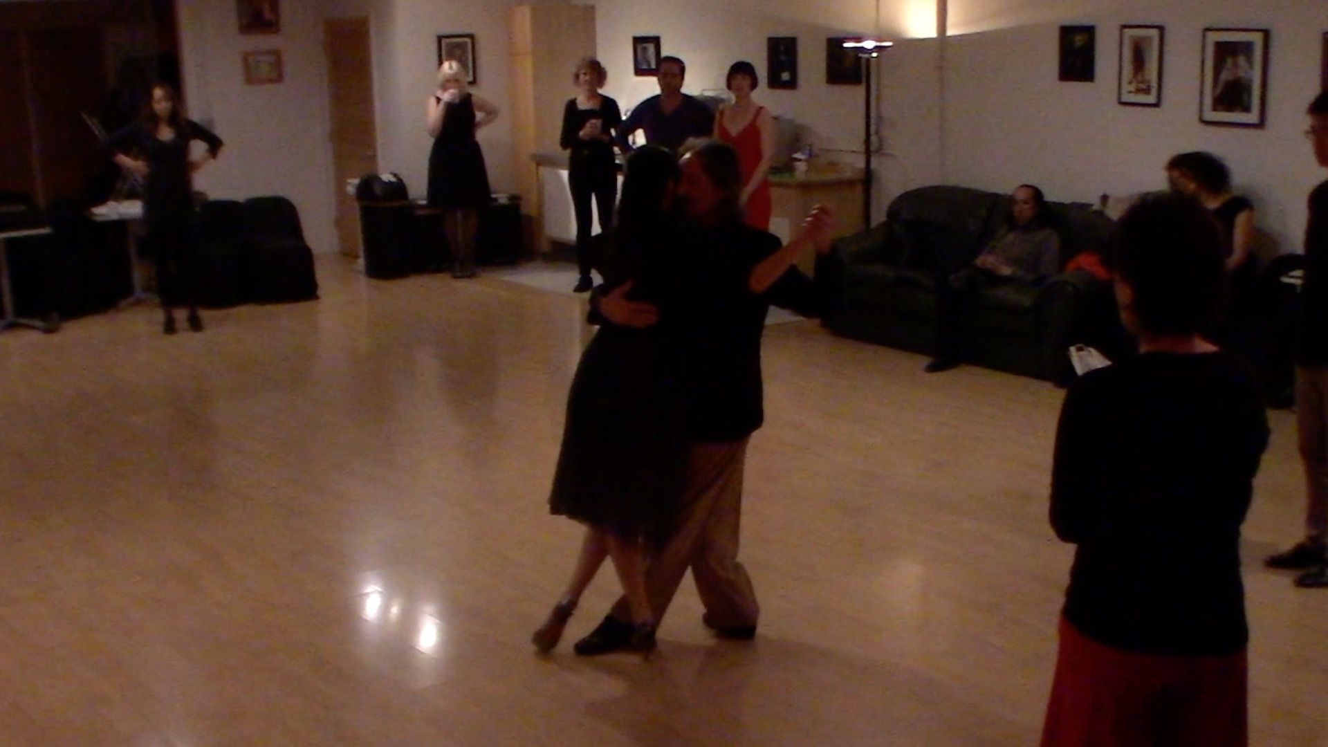 Argentine Tango intermediate class with Miranda: useful elements to dance at milongas final review