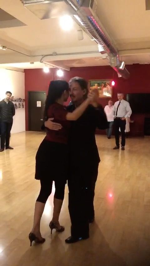 Bailando con Miranda at Escuela de Tango de Buenos Aires in San Francisco, California.