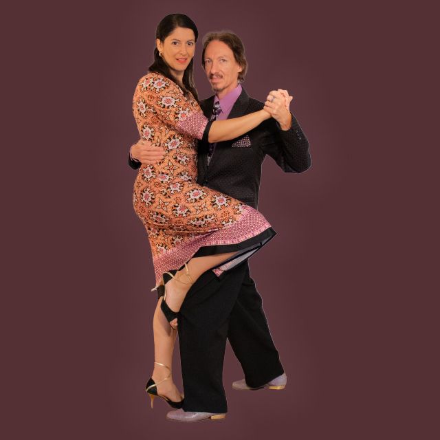 Marcelo Solis and Mimi dancing Argentine Tango