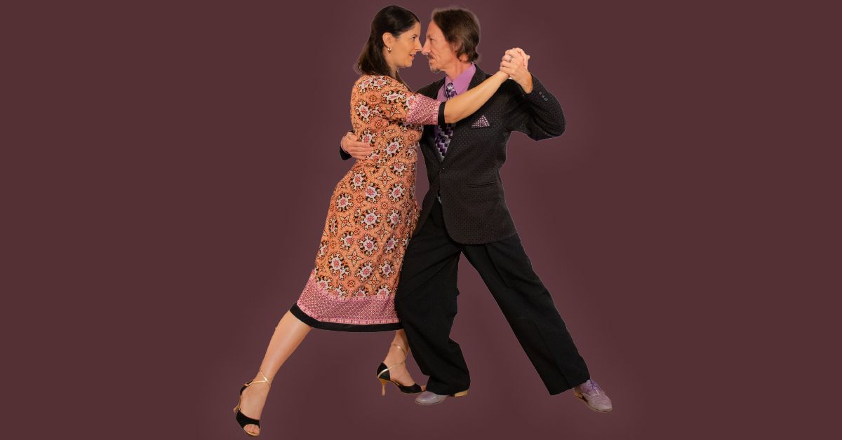 Marcelo Solis and Mimi dancing Argentine Tango.
