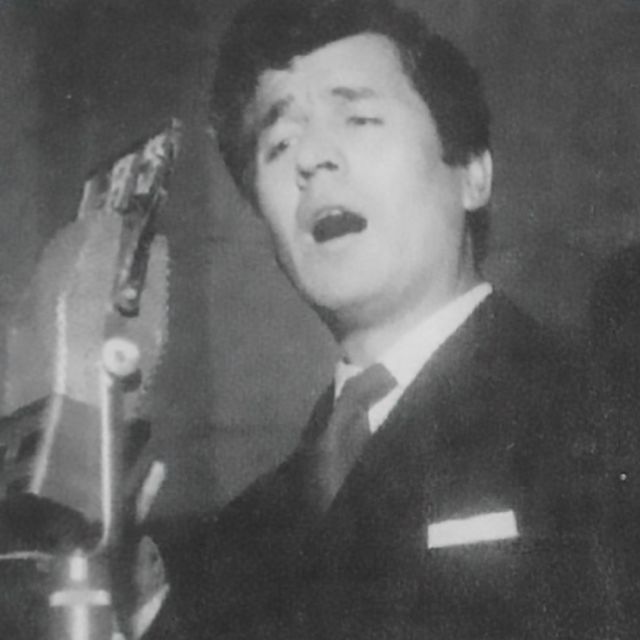 Raul Beron, Argentine Tango singer.
