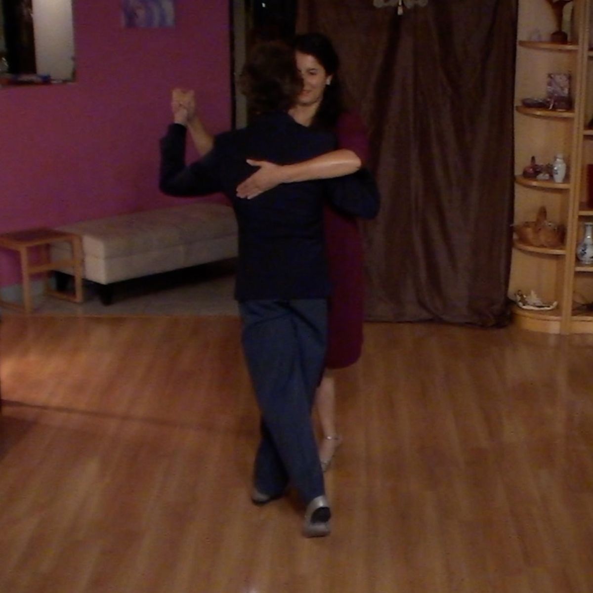 Argentine Tango dance lesson by Marcelo Solis assisted by Mimi