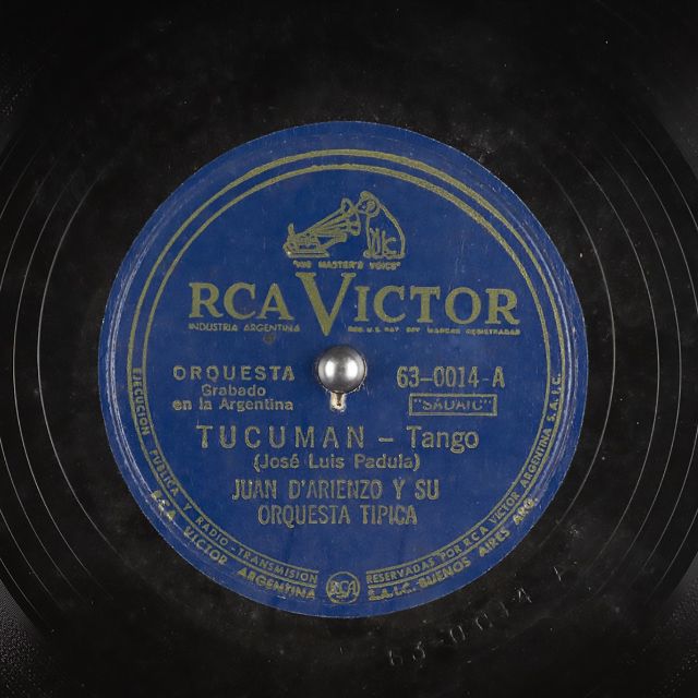 "Tucumán" Argentine Tango music, by Juan D'Arienzo, vinyl disc.