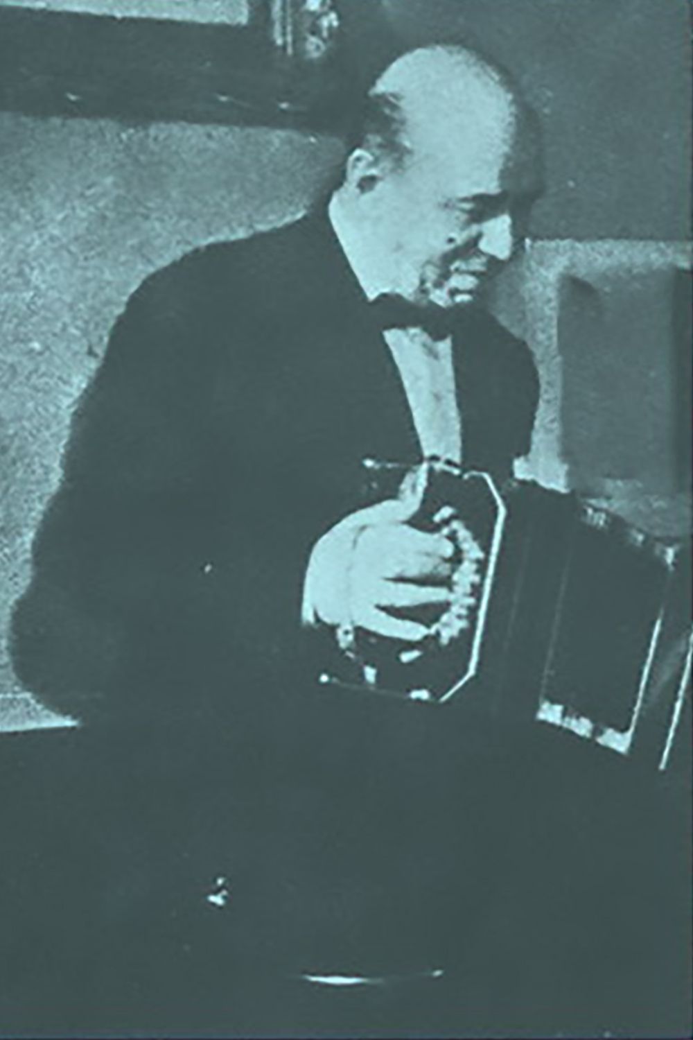 Minotto Di Cicco, Argentine Tango musician.